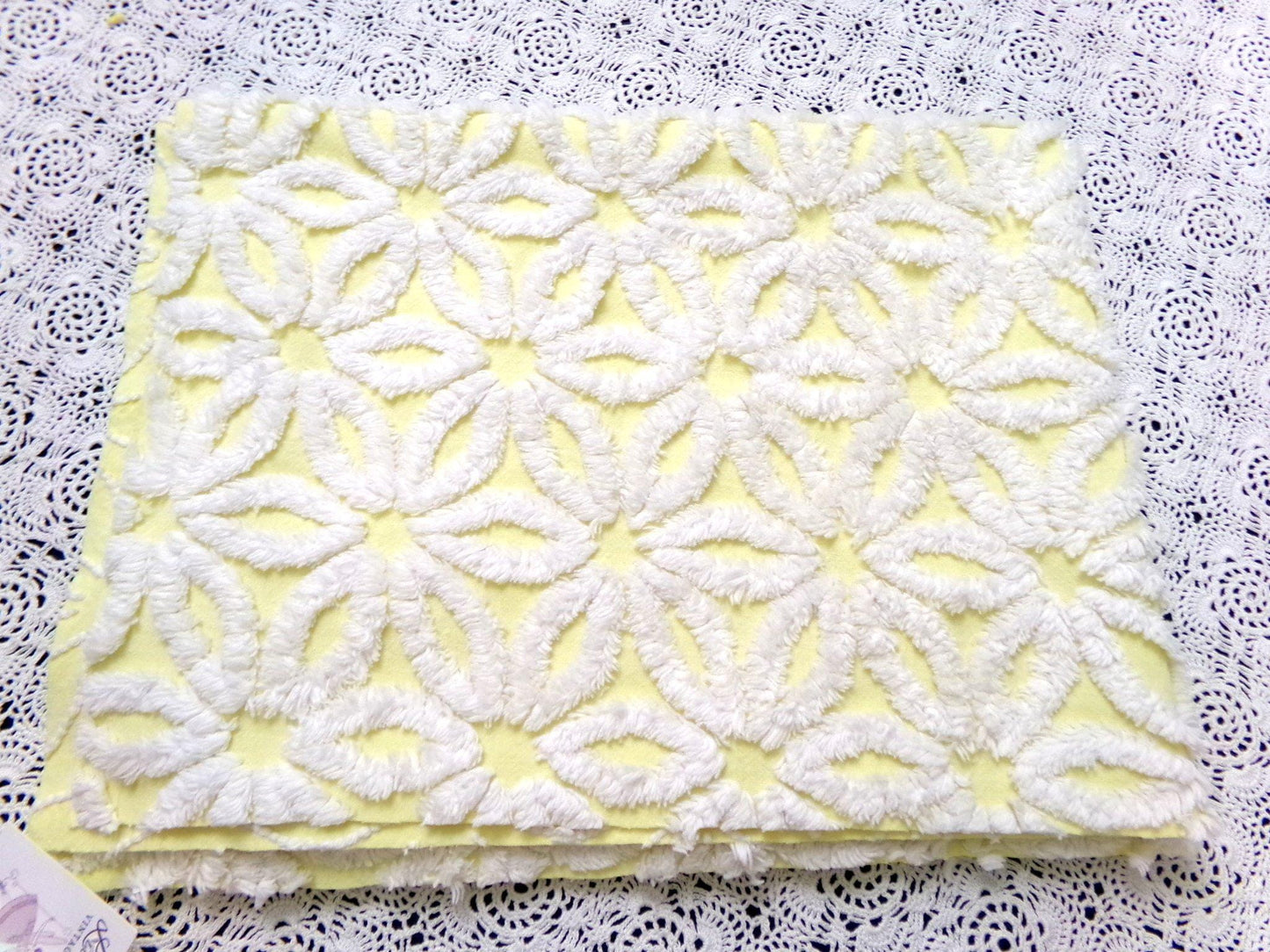 Fluffy Daisy Vintage Chenille Fabric White & Lemony Yellow 18x24"