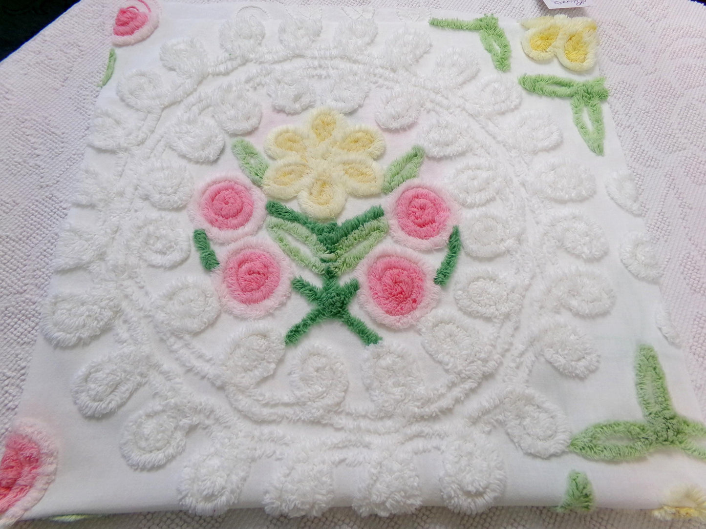 Dreamy White Floral Vintage Chenille Bedspread Fabric Sewing & Quilt Material 18" x 35"