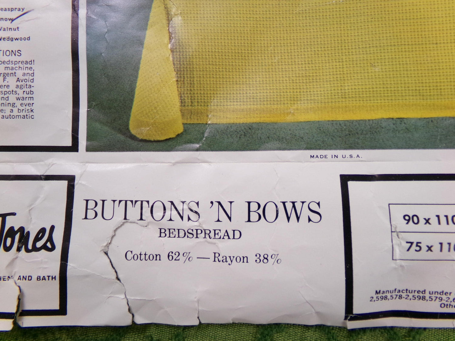 Vintage Morgan Jones Chenille Bedspread, White Buttons 'n Bows Texture TWIN Sz Bedding