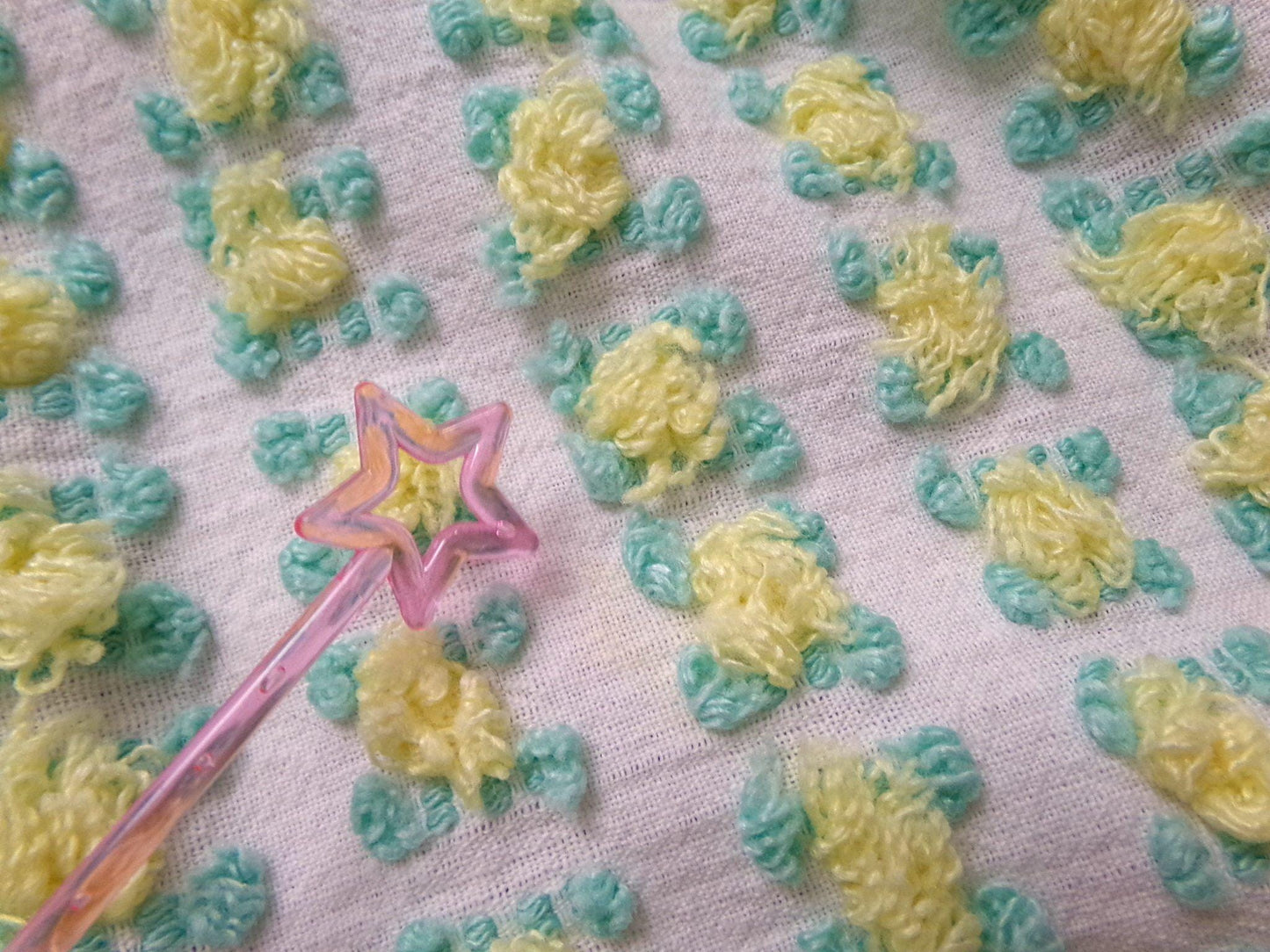 Cottage Rosebud Vintage Chenille Fabric Bouncy Bright Yellow Roses 18x24"