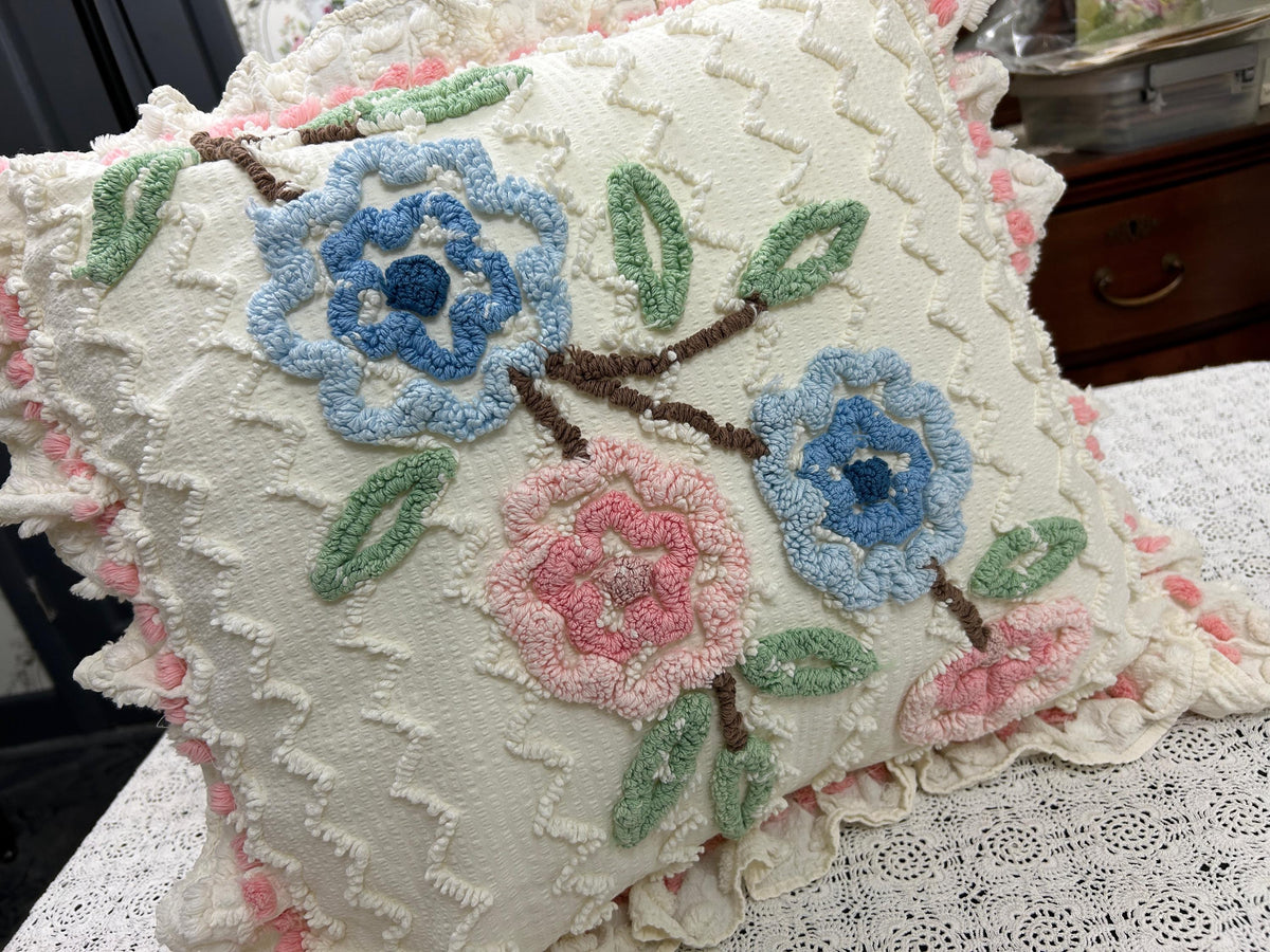 Floral Ruffled Vintage Chenille Pillow Cover 18" Square Seersucker