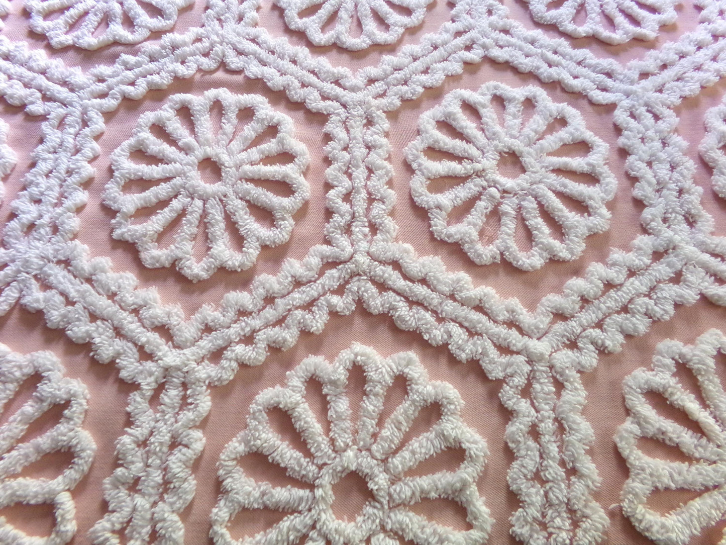 shabby ruffle daisy vintage chenille fabric, white geometric floral on peach 26" x 19" inch piece of cotton quilt & sewing material