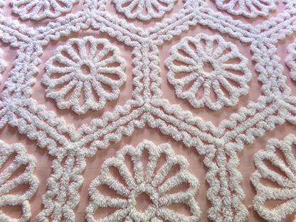shabby ruffle daisy vintage chenille fabric, white geometric floral on peach 26" x 19" inch piece of cotton quilt & sewing material
