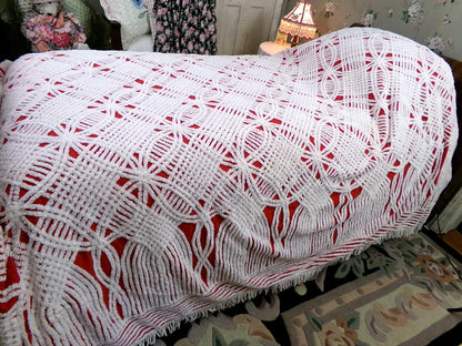 Red Vintage Chenille Bedspread Tufted White Full Size 100% Cotton Bedding, Fringe