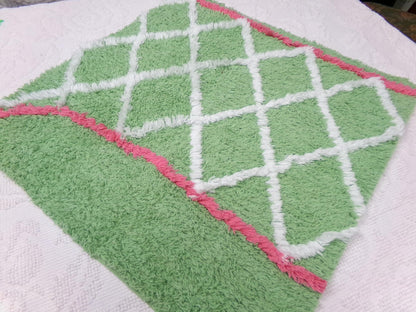 Vintage Chenille Bedspread Fabric Pc, White Trellis on Candy Apple Green, 19" x 20" quilt material