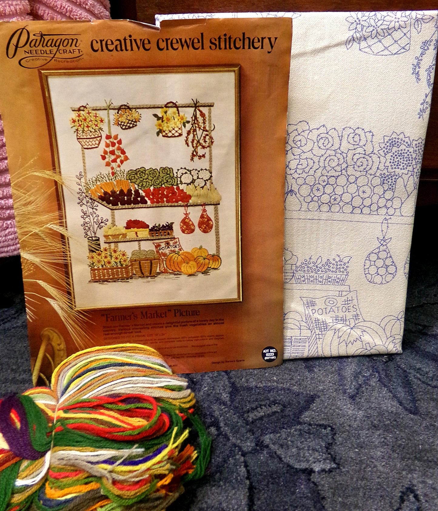 FARMER'S MARKET Vintage Crewel Embroidery Kit, Paragon Needlecraft Creative Stitchery 0223, Barbara Sparre 1970s Design