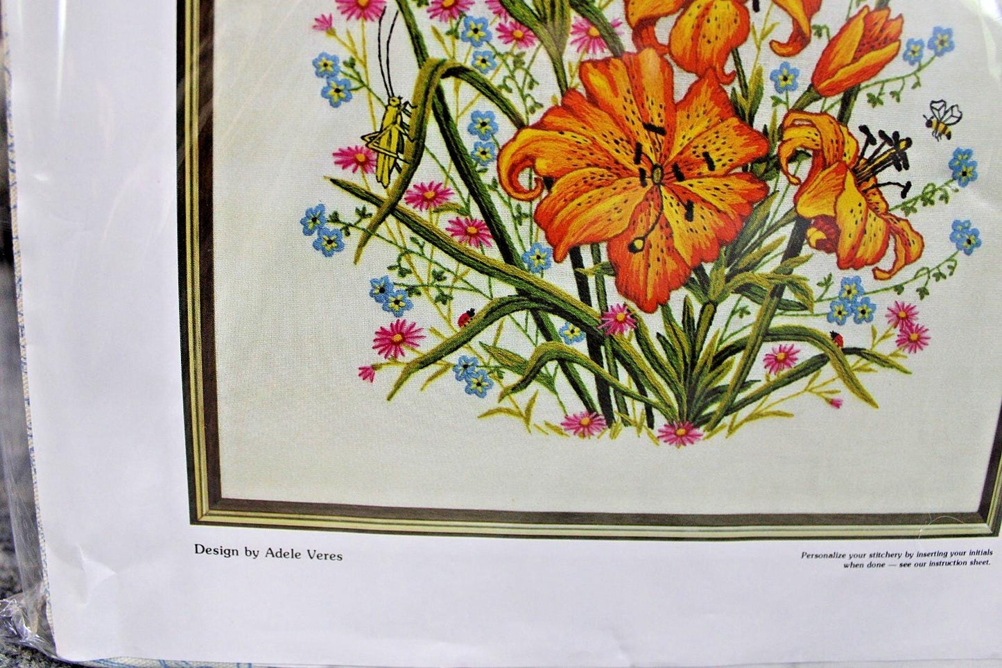 TIGER LILIES Vintage Crewel Embroidery Kit Boho Lily Floral Paragon Stitchery 0213