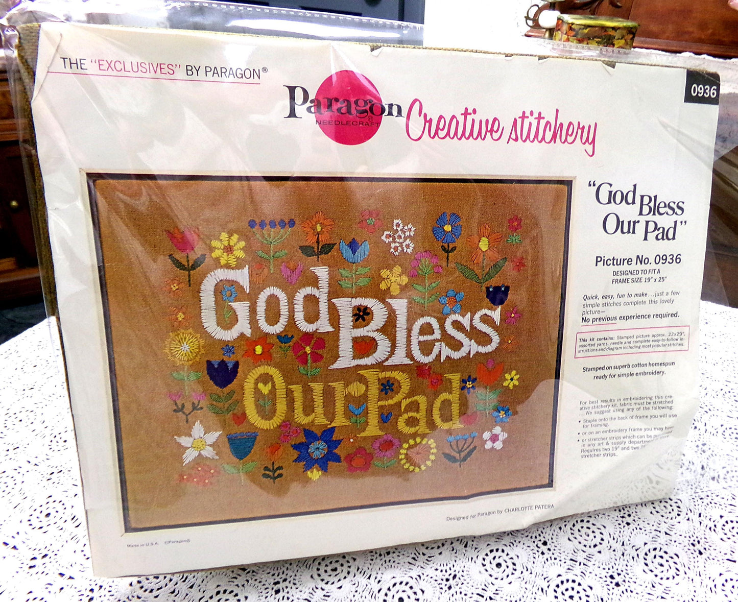 GOD BLESS Our PAD Crewel Embroidery Kit, Vintage Paragon Needlecraft 0936, Retro Boho Wall Art