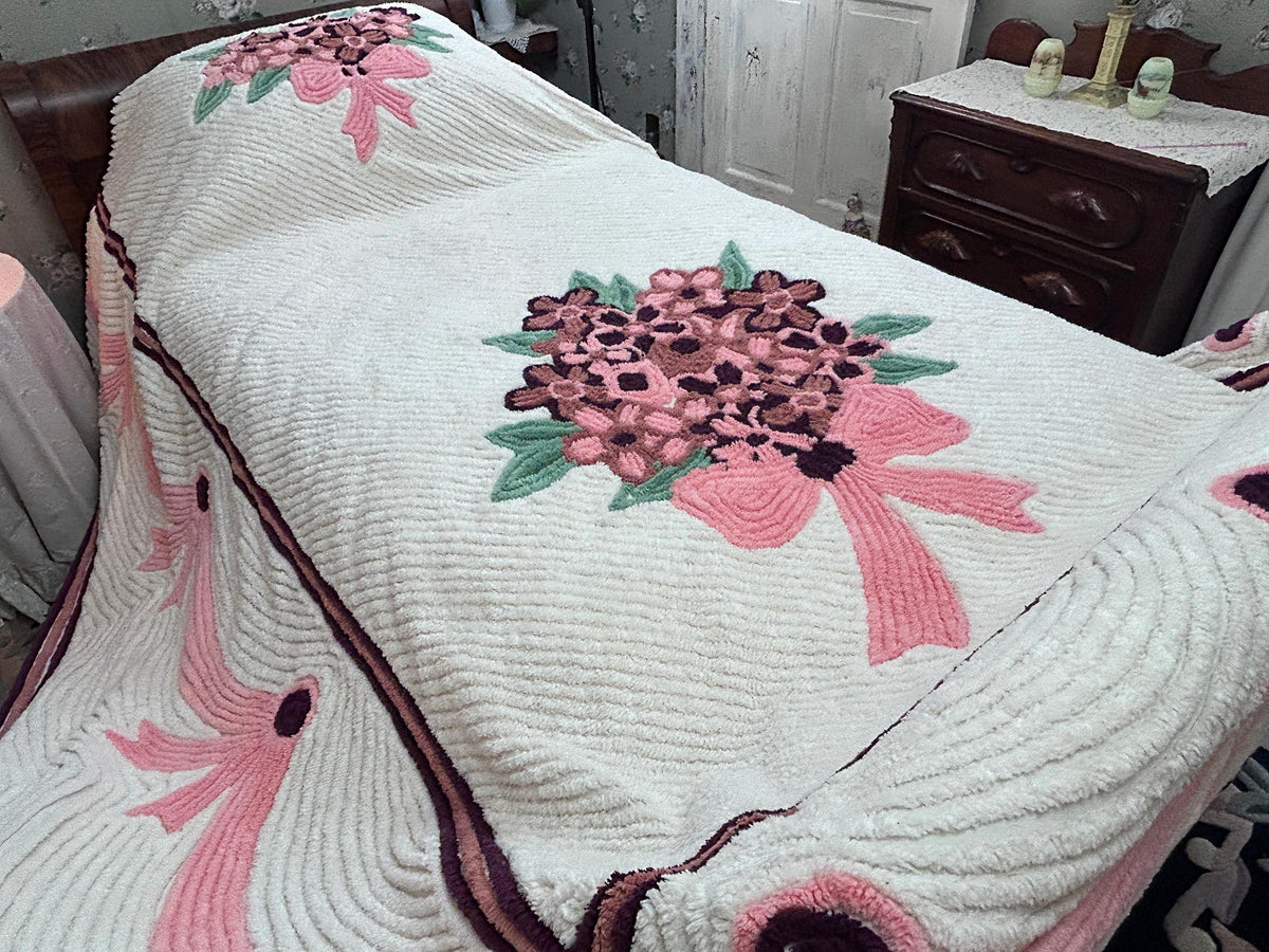 Heirloom Vintage Chenille Bedspread, Plush Full Floral Bouquet & Bow Swag Design