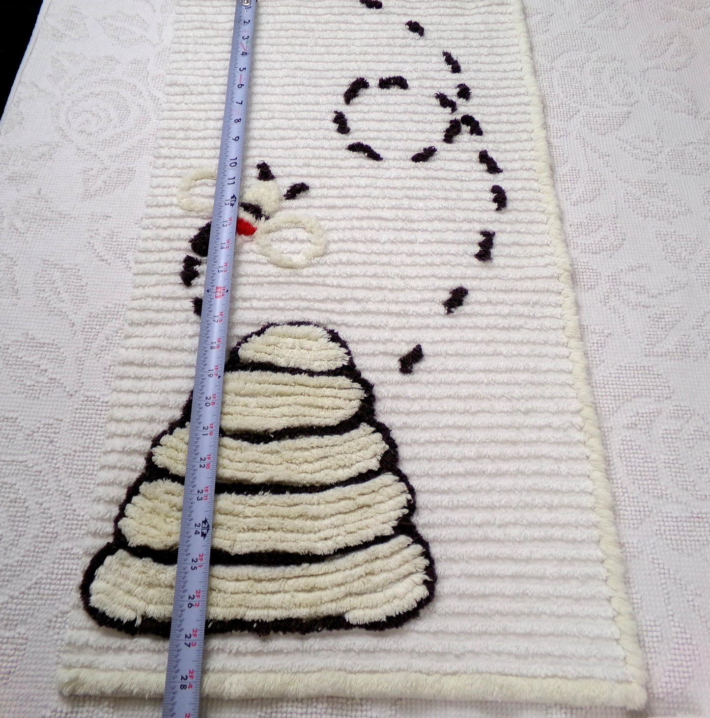Busy Bee Vintage Chenille Bedspread Fabric, Novelty Sewing Material 15" x 28" Piece