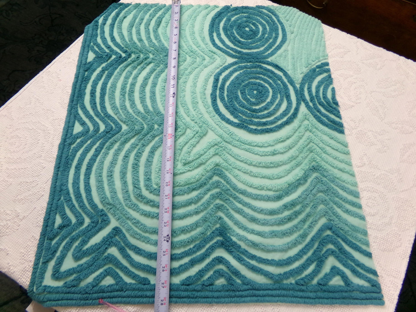 optic waves vintage chenille bedspread fabric, dramatic sewing & quilt material 27" x 23"