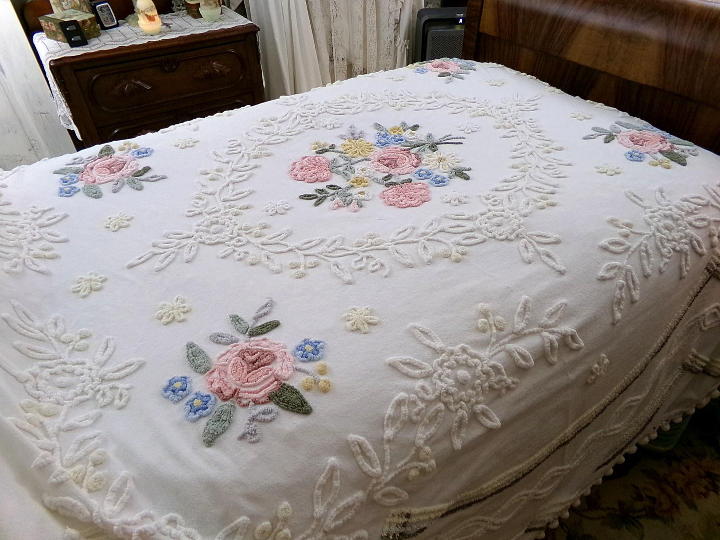 so sweet shabby chic vintage chenille bedspread in summer rose florals, TWIN size chenille coverlet with lots of flowers, pom pom trim