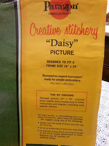 DAISY Boho Crewel Embroidery Kit, Vintage Paragon Stitchery 0317 Phyllis Hall Canvas Patina/Fade