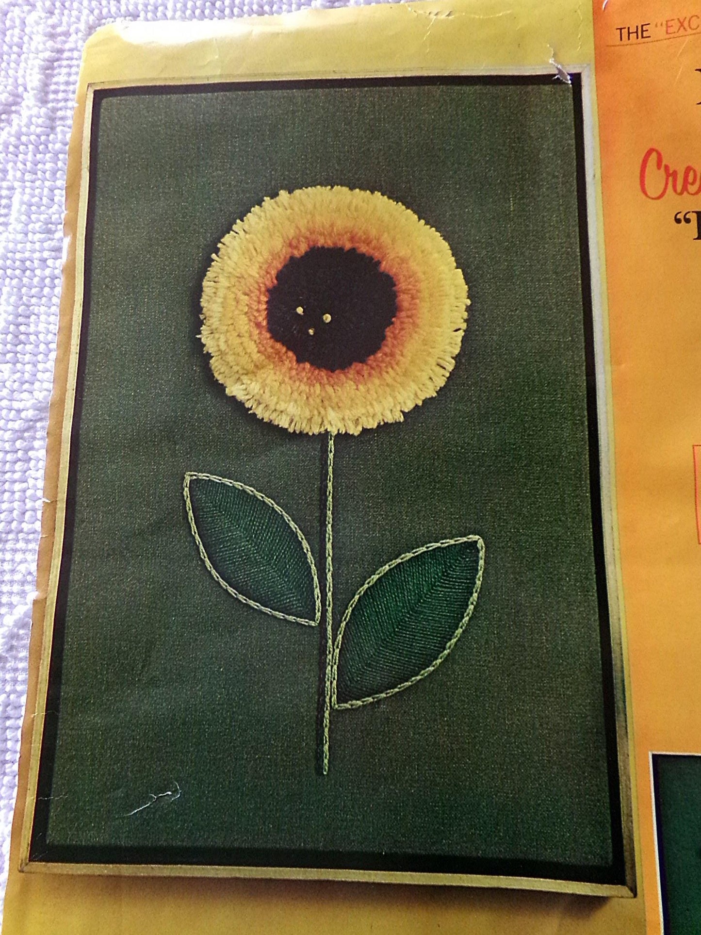 BLACK-EYED SUSAN Boho Crewel Embroidery Kit, Vintage Paragon Stitchery 0318 Phyllis Hall