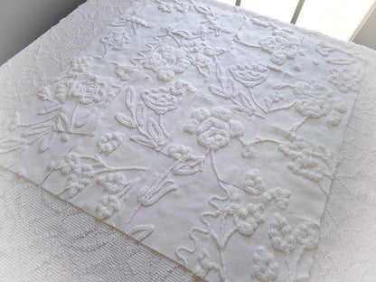 Vintage Chenille Fabric Squares in Rose Lily White Florals from Vintage Bedspread Fabric, Set of 16 Quilt Blocks, 6" x 6" inch
