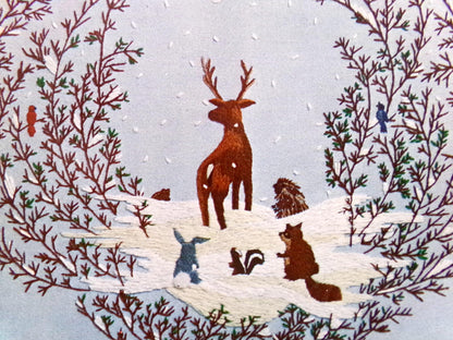 WOODLAND WATCH Vintage Crewel Embroidery Kit, Paragon Stitchery 0615, Winter Wonderland