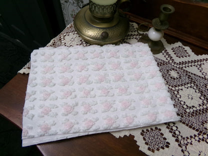 Shabby Pink Rosebud Vintage Chenille Bedspread Fabric Piece, Cottage Style Quilt Material 18" x 24"