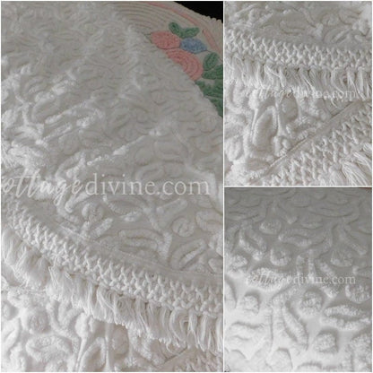 White Ivy Berry Vintage Chenille Bedspread, Full Size Cotton Bedding with Fringe, Tagged Hofmann Textiles
