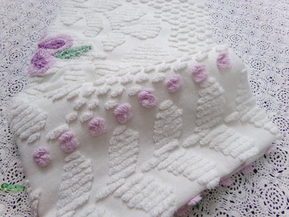Lone Lilac Vintage Chenille Bedspread Fabric 19x36" Pc Lightweight Quilting Material