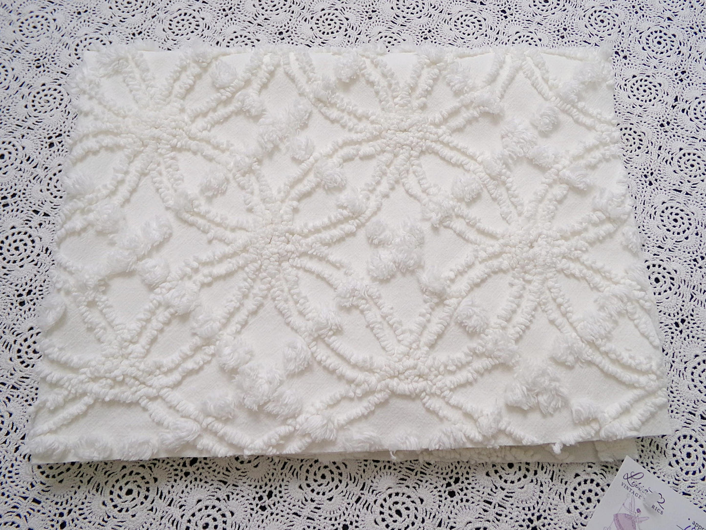 Vintage White Chenille Fabric Piece Spider Tuft Pops 18 x 24" Quilt Sewing Material