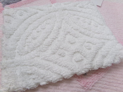Elegant White Chenille Fabric Vintage Style Leaf Petal Medallion 20x24" Sewing & Quilt Material