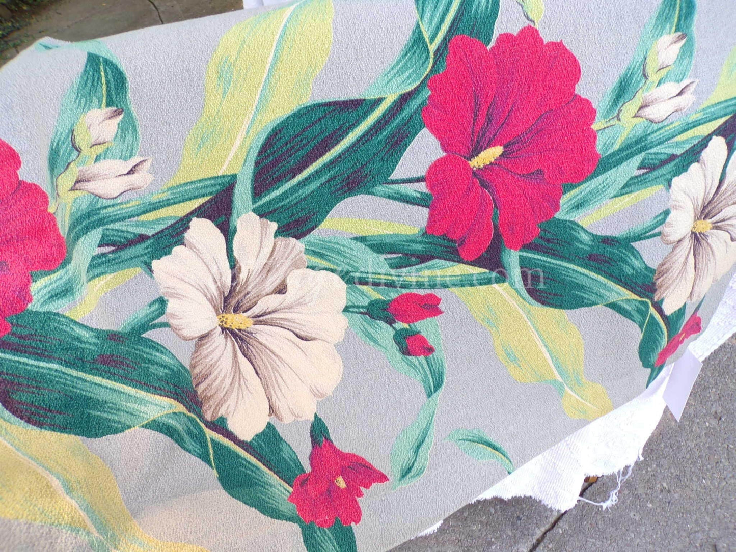 Vintage Botanical Barkcloth Fabric Piece, Salvaged MCM Tropical Hibiscus Print, 18" x 28" for upcycle, sewing, crafts
