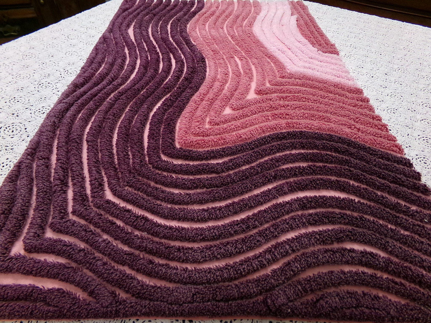 hypnotic sunkissed vintage chenille bedspread fabric pink mauve optic 16" x 25"