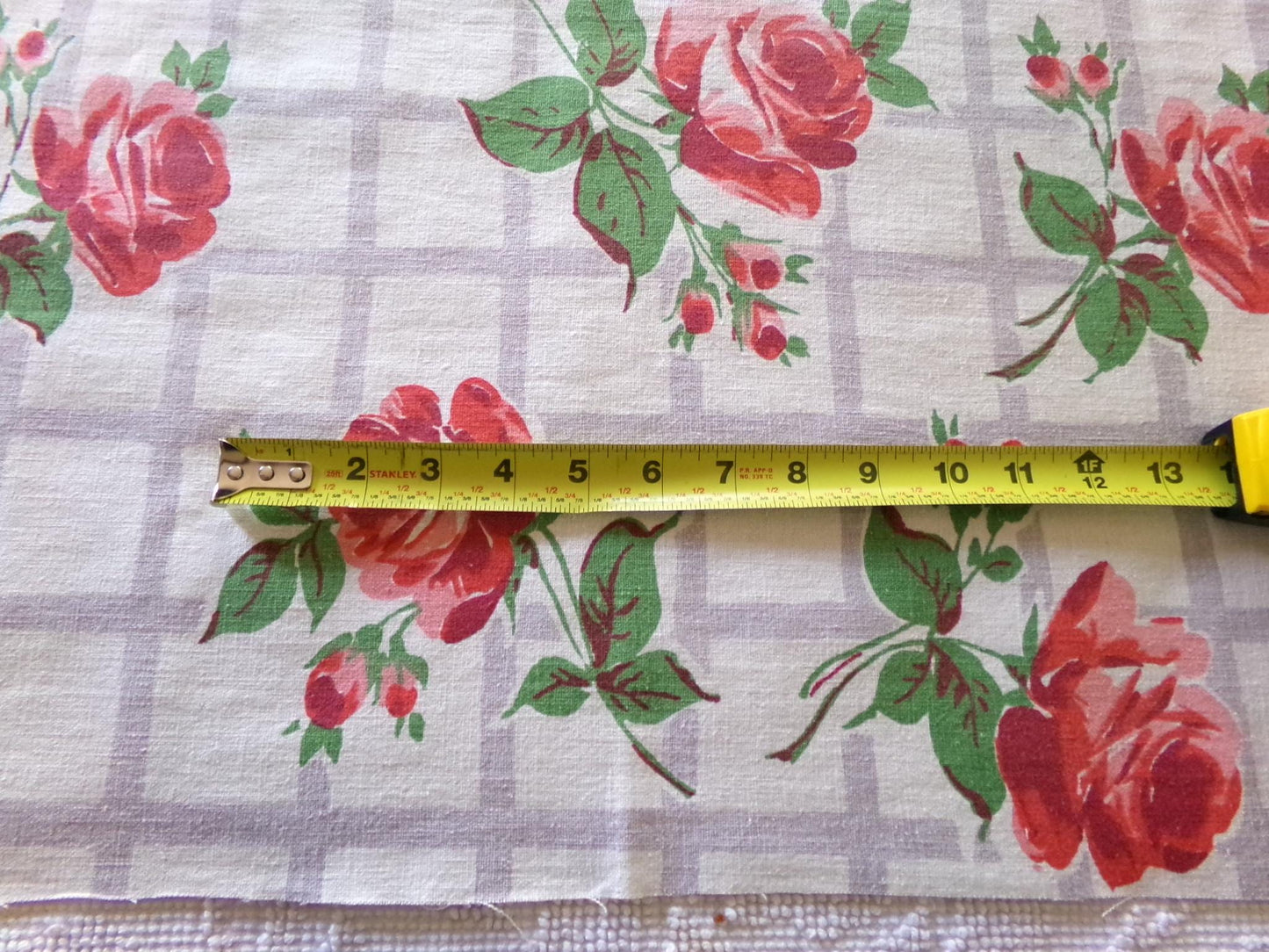 Red Roses Lattice Vintage Fabric Piece, Midcentury Style 14" x 31" inches for sewing material, upcycling