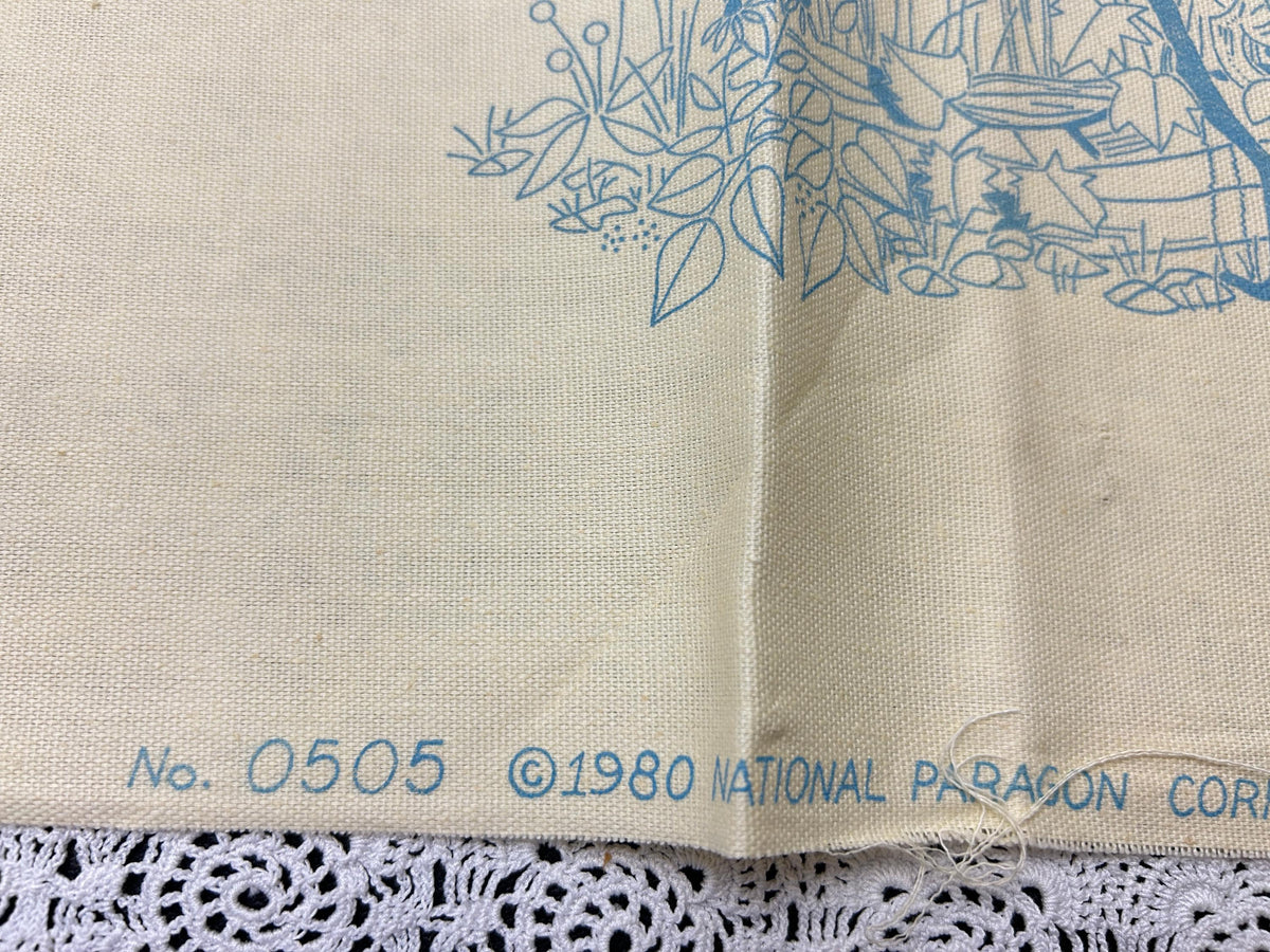 FOREST FRIENDS Crewel Stitchery Kit Woodland Vintage Paragon 0505 Embroidery