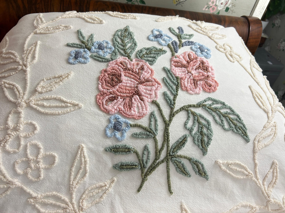 Heirloom Rose Vintage Chenille Bedspread Cream Ivory Vines Cabin Crafts Full Sz