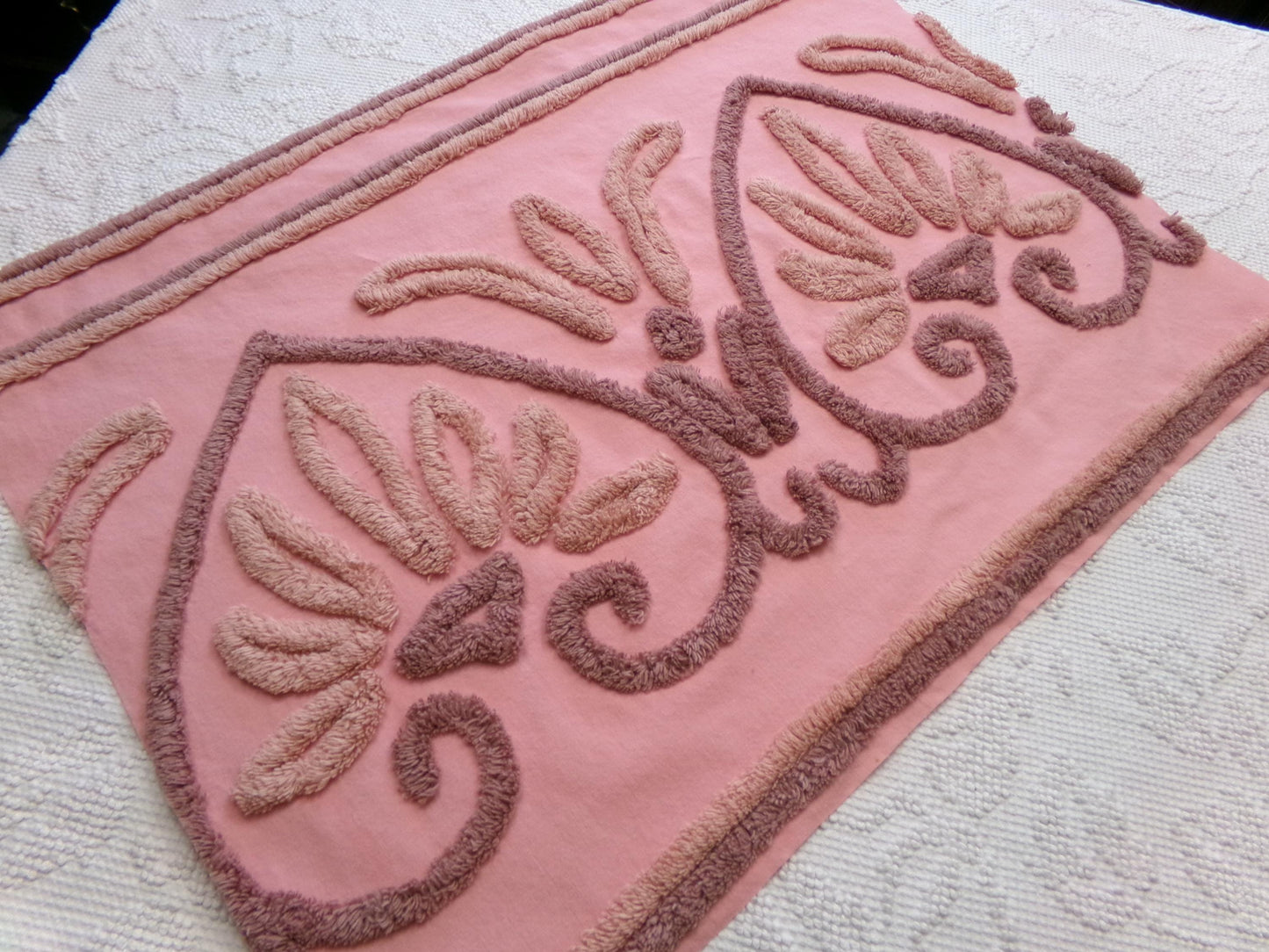 Unique Linked Heart Vintage Chenille Fabric: Old World Style Design 17" x 23" Piece of Material for Arts & Crafts, Wallhanging