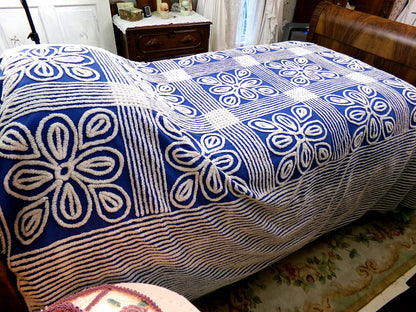 Vintage Mod Chenille Bedspread: Flower Power Bold Blue & White Shabby Cotton Full Size Bedding