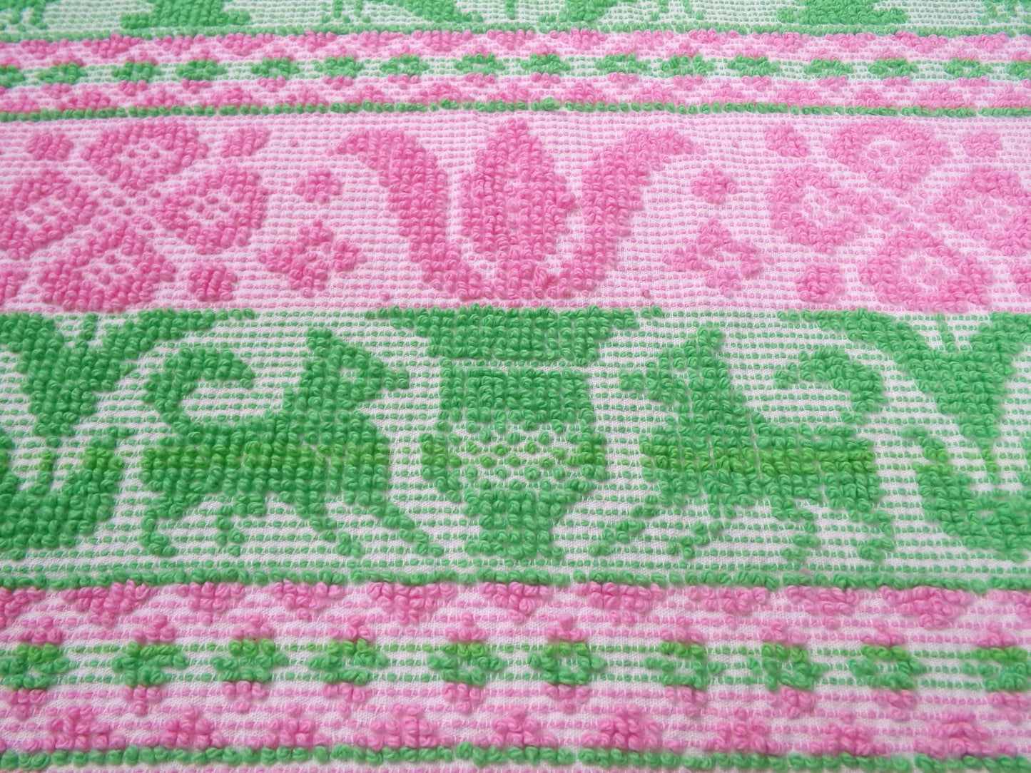 Vintage Hobnail Chenille Fabric Scandinavian Style Reversible Shadow Folk Art Design 17" x 23"