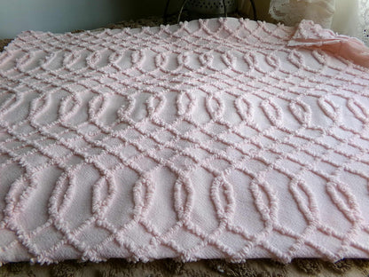Chic Pink Eternity Links Vintage Chenille Fabric, 18x25" piece
