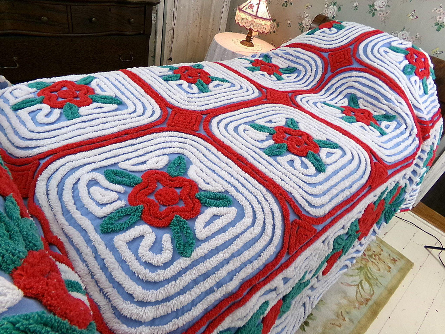 midnight in a garden of roses vintage chenille bedspread, red flowers on starry blue with white swirl tufting, full size bedding