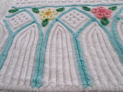 Plush White Vintage Chenille Fabric Cathedral Floral Design 20x24"