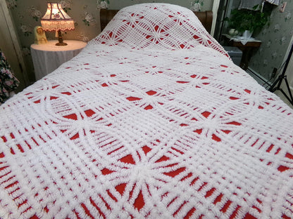 Red Vintage Chenille Bedspread Tufted White Full Size 100% Cotton Bedding, Fringe