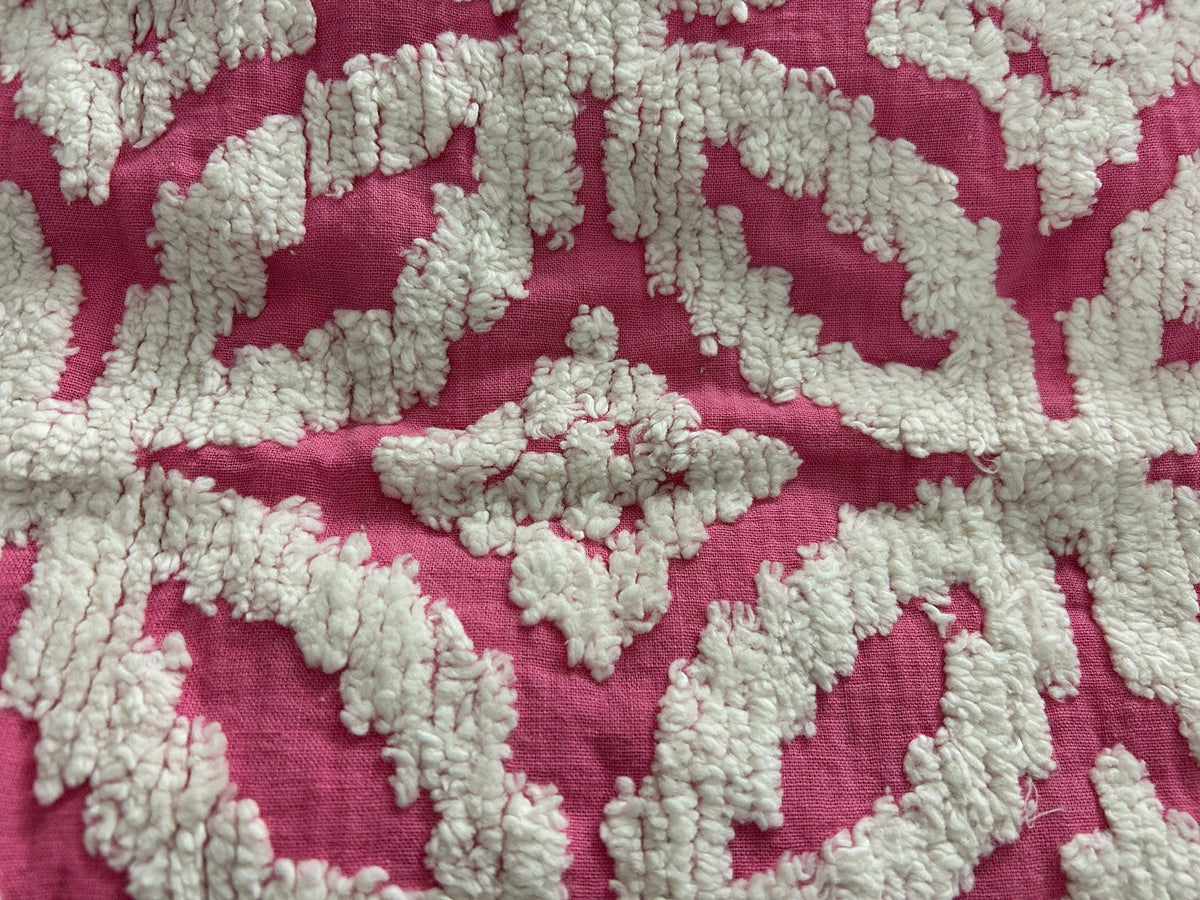 Rose Pink Vintage Chenille Bedspread White Geometric Wedding Rings, FULL Size NOS