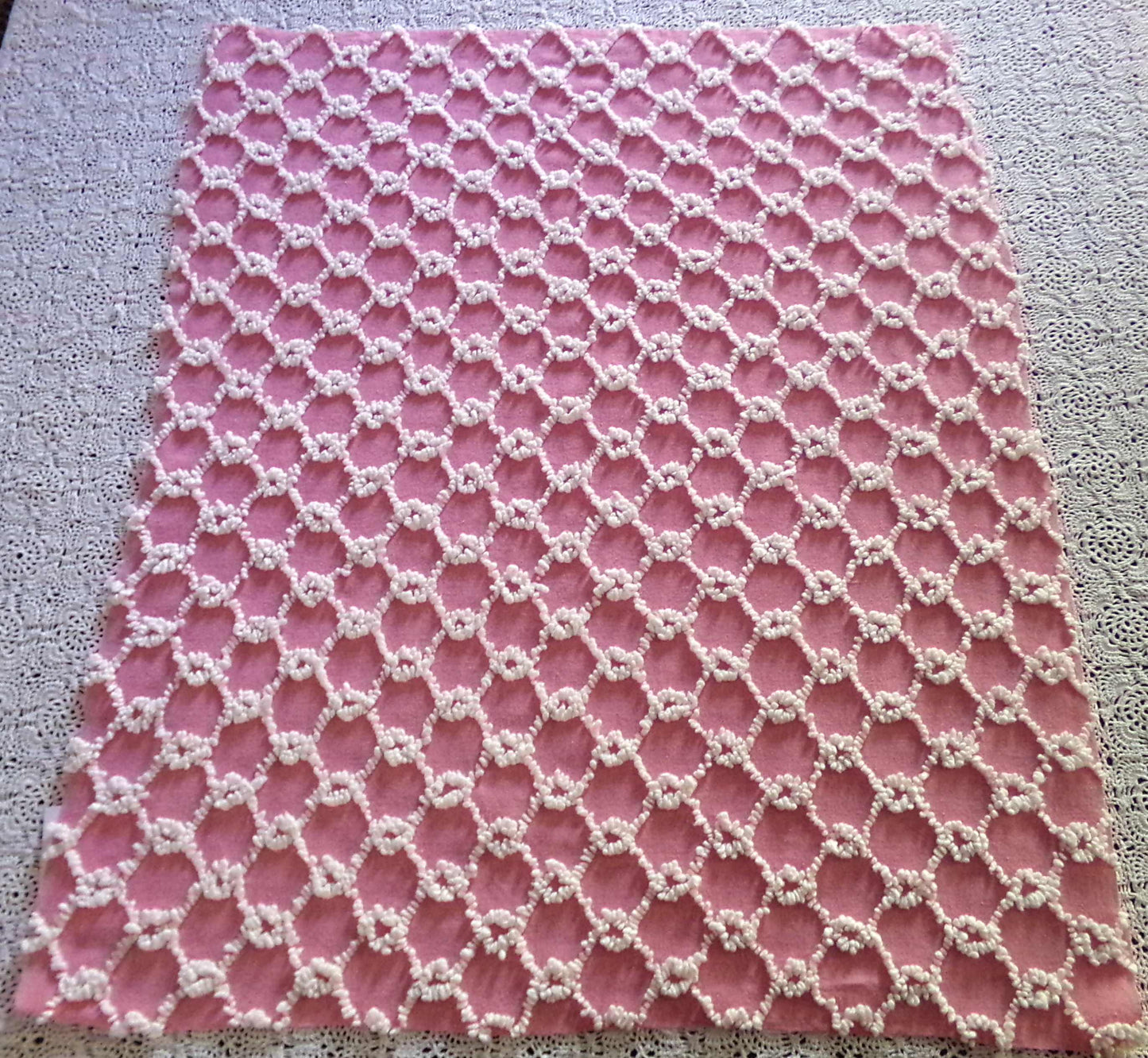 Chain Link Pink & White Vintage Chenille Fabric, Bates Texturized Needletuft Design, 18" x 24" inch Lightweight Piece