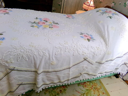 so sweet shabby chic vintage chenille bedspread in summer rose florals, TWIN size chenille coverlet with lots of flowers, pom pom trim