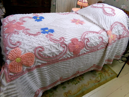 Vintage Chenille Bedspread Full Size Plush Luxurious Tufting, Shabby Chic Style Cotton Bedding