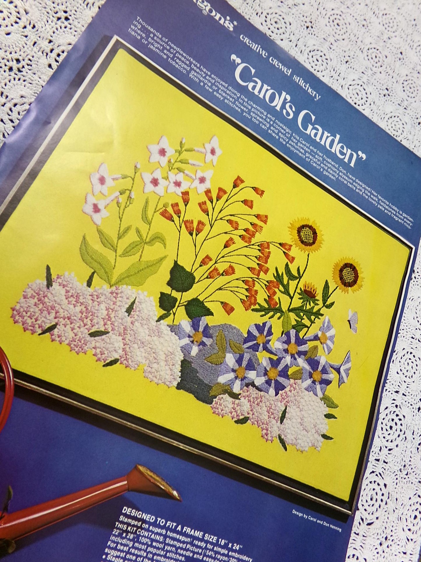 CAROL'S GARDEN Vintage Crewel Embroidery Kit Paragon Needlecraft 0715 Carol & Don Henning