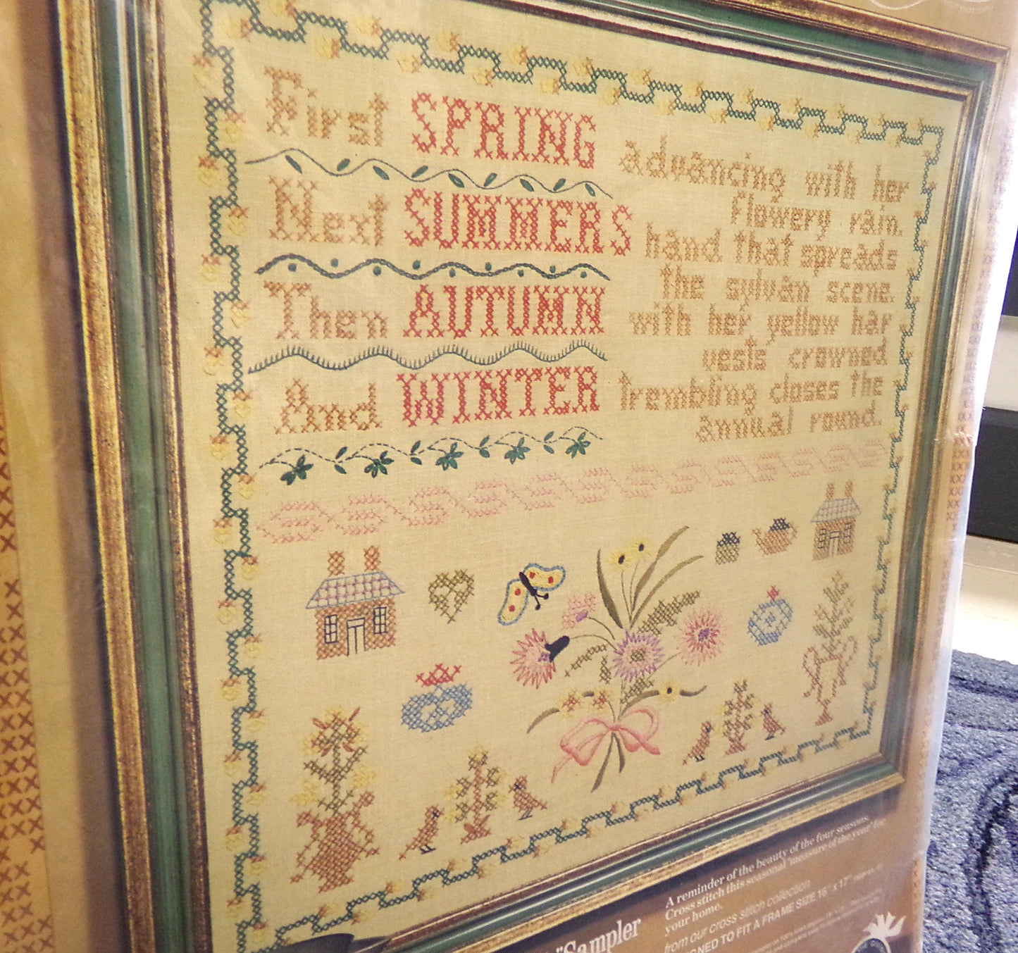 Vintage Cross Stitch Embroidery Sampler: The Season's, Paragon Stitchery Kit 0673