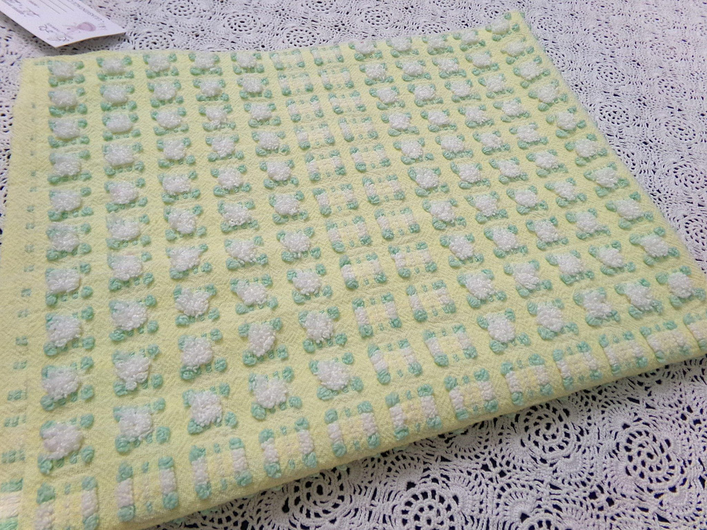 Phantom Rosebud Vintage Chenille Bedspread Fabric Yellow White 20x24" Piece