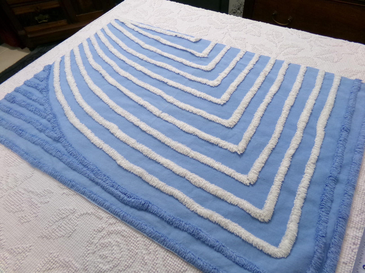 vintage chenille bedspread fabric, blue & white wave design, 27" x 19"