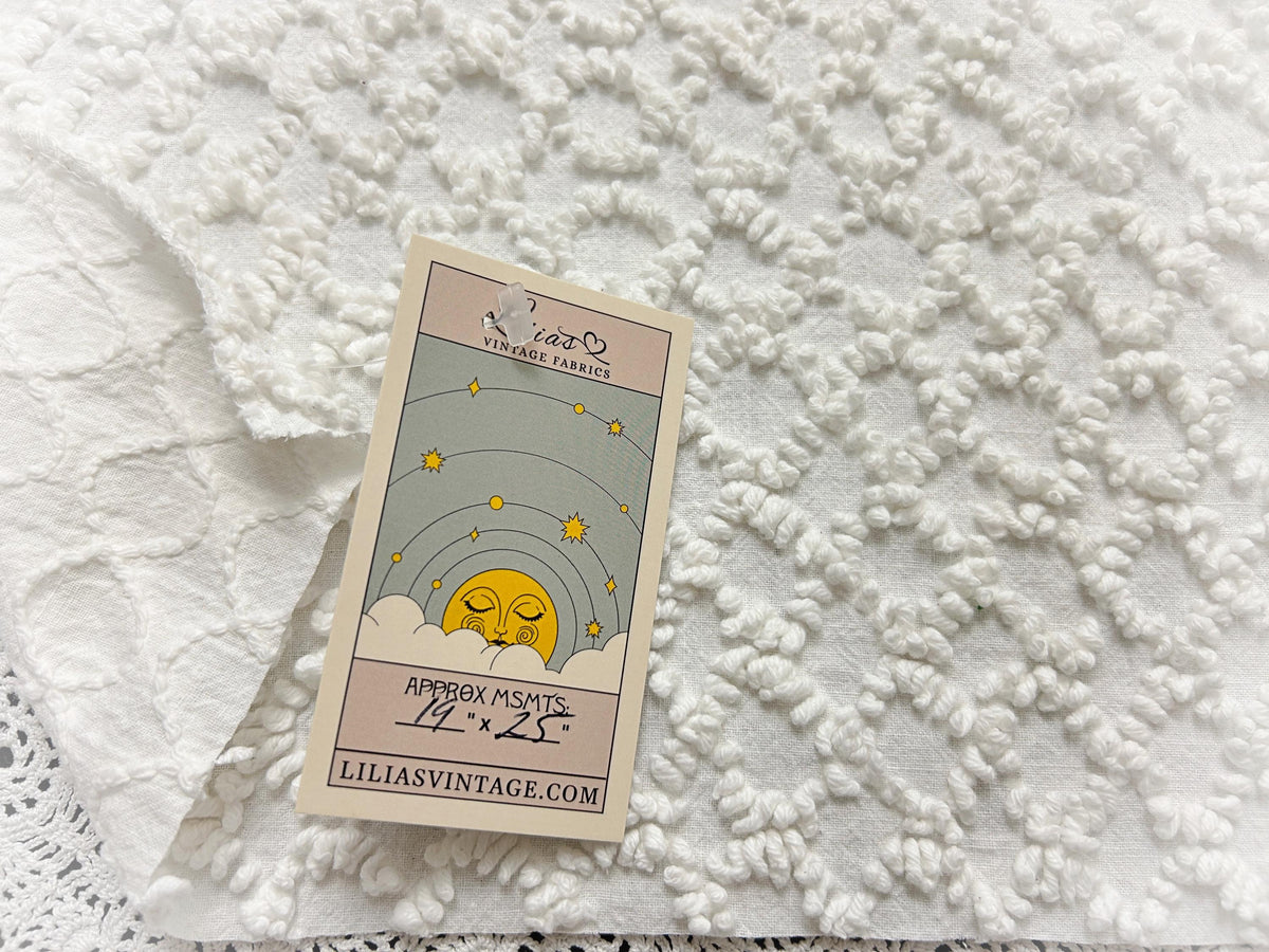 Vintage White Chenille Fabric, Chained Eternity Links, 19x25" Quilting Textile