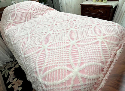 Vintage Chenille Bedspread Pink White Wedding Ring Pattern Cottage Farmhouse