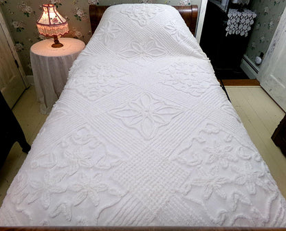 angelic lily white chenille bedspread, vintage simple cotton summer bedding, full size coverlet