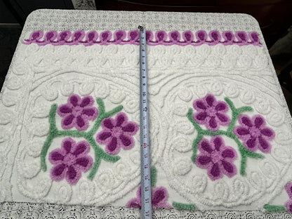 Little Violets Vintage Chenille Bedspread Fabric Sewing Quilt Material 20x30"