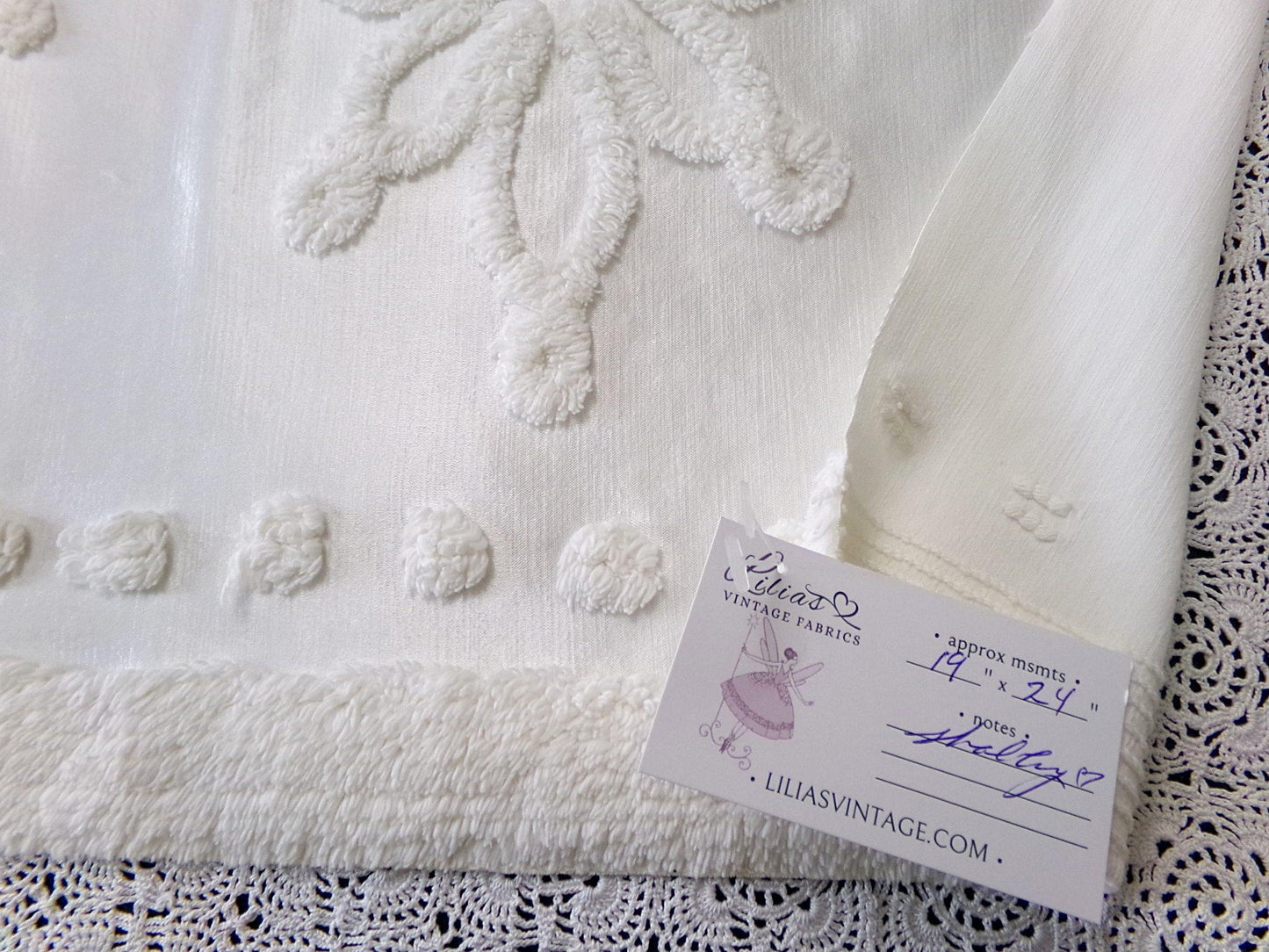 Tufted White Satin Vintage Chenille Bedspread Fabric, Shabby Romantic 19x24"